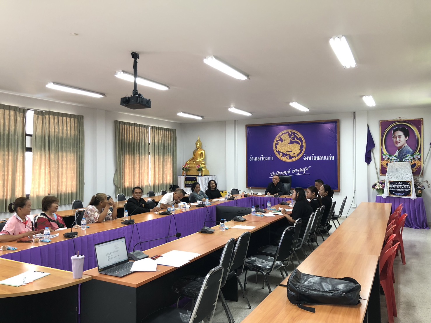 📢 พช.เวียงเก่าดำเนินการประชุมคณะอนุกรรมการกลั่นกรองและติดตามการดำเนินงานกองทุนพัฒนาบทบาทสตรีอำเภอเวียงเก่า (อกส.อ.) ครั้งที่ 6/2569 👩‍💼✨